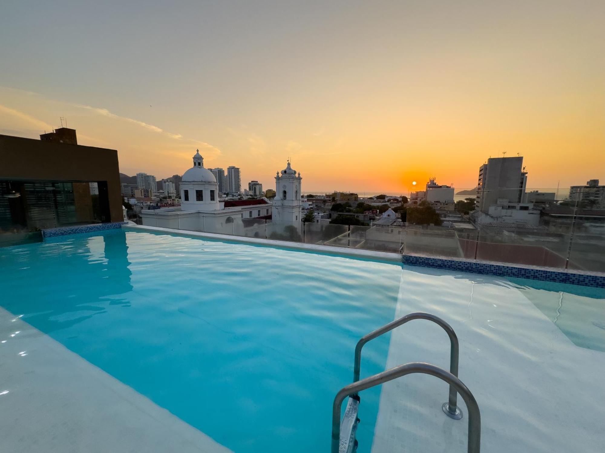 Hotel Catedral Plaza Santa Marta  Exterior photo